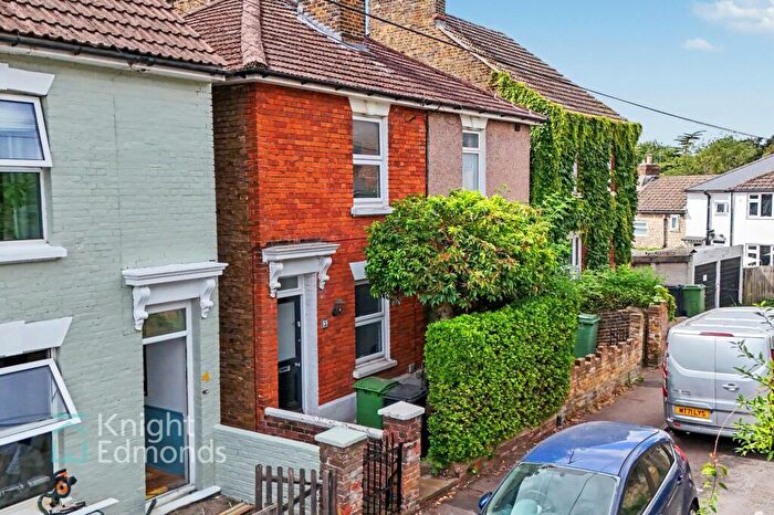 4 Bedroom Semi-Detached House For Sale In Prospect Place, Maidstone, ME16