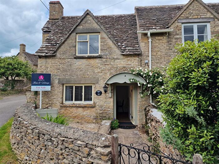 1 Bedroom Property For Sale In Calcot, Cheltenham, GL54