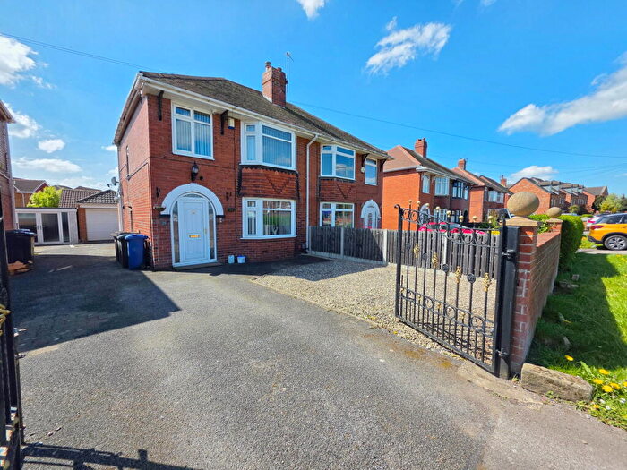 3 Bedroom Semi Detached House For Sale In High Street, Shafton, Barnsley, S72