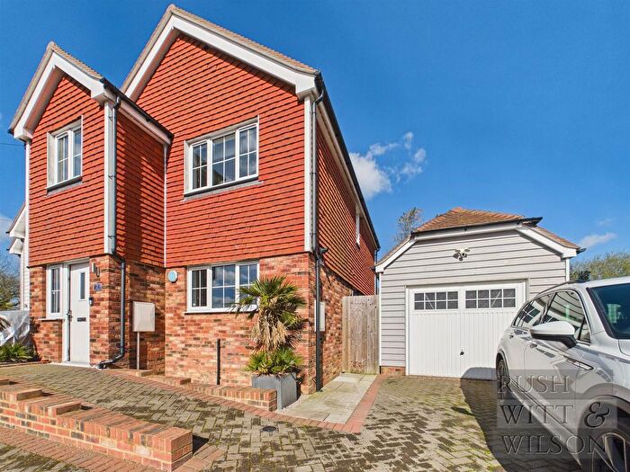 3 Bedroom Detached House For Sale In Lea Close, Brede, TN31