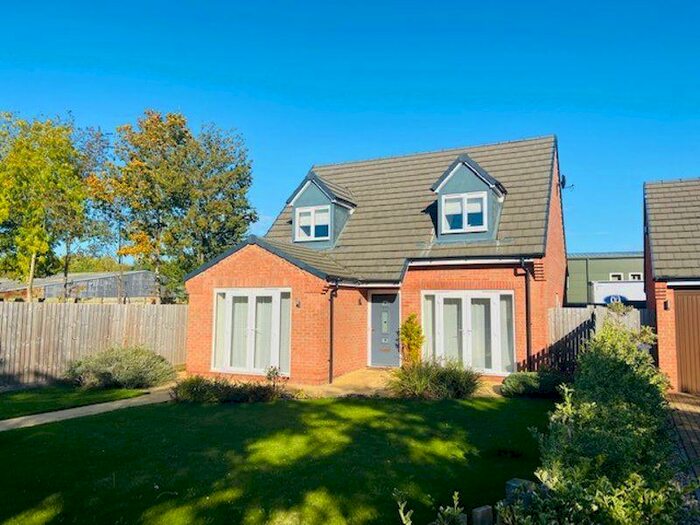 3 Bedroom Detached House To Rent In Hartwell, Northamptonshire, NN7