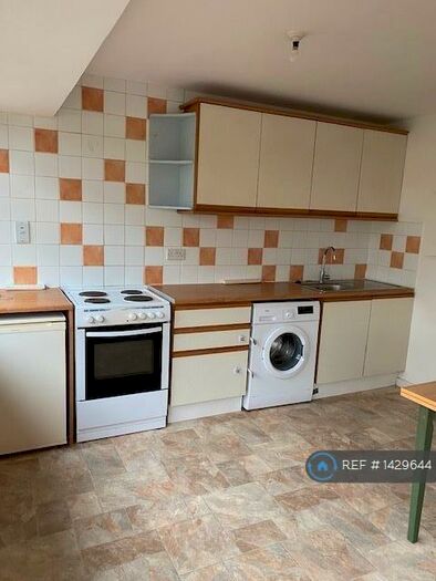 1 Bedroom Flat To Rent In Gurnards Avenue, Milton Keynes, MK6
