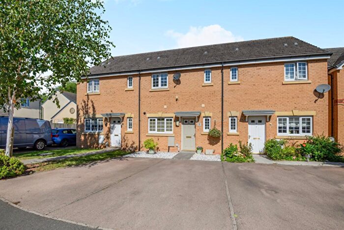3 Bedroom Terraced House For Sale In Shrewsbury Avenue, Monmouth, NP25