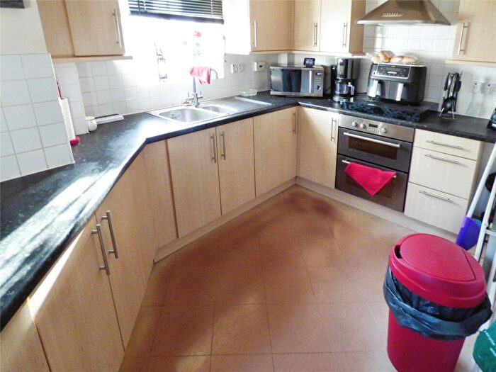 2 Bedroom Apartment For Sale In Silver Birch Way, Whiteley, Fareham, PO15