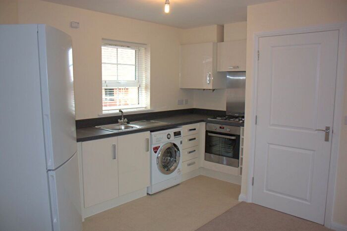 2 Bedroom Flat For Sale In Cardinal Place, Southampton, SO16