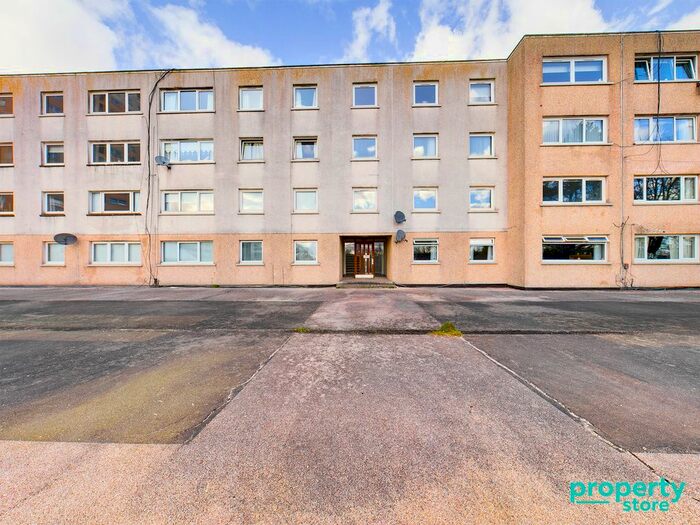 3 Bedroom Flat To Rent In Easdale, East Kilbride, South Lanarkshire, G74