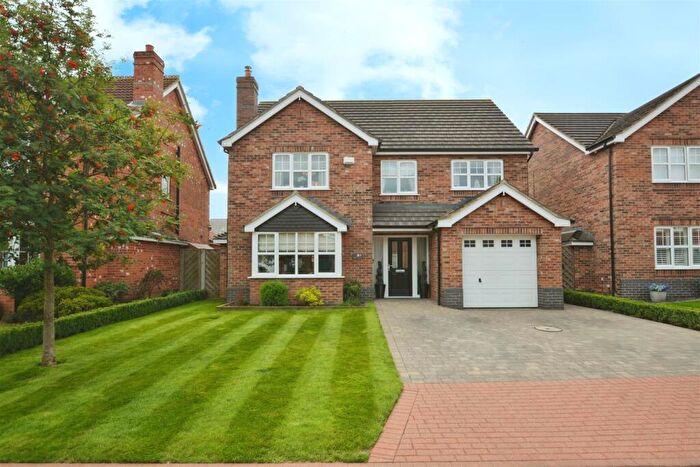 5 Bedroom Detached House For Sale In Ennerdale Lane, Scunthorpe, DN16
