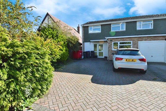 4 Bedroom Semi-Detached House For Sale In Cold Harbour, Amesbury, SP4