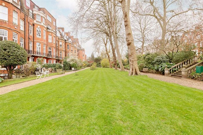 3 Bedroom Flat For Sale In Campden House Court, Kensington, W8