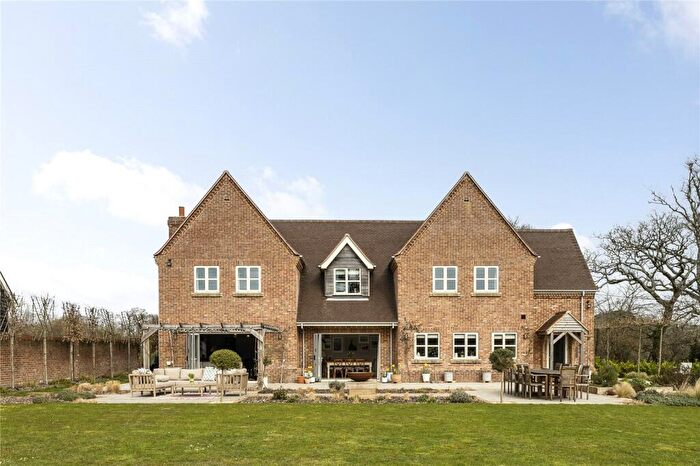 5 Bedroom Detached House For Sale In Broadmead, Sway, Lymington, SO41