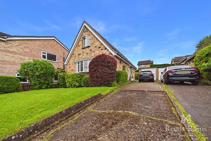 2 Bedroom Detached House For Sale In Beagle Avenue, Beaumont Park, Huddersfield, West Yorkshire, HD4