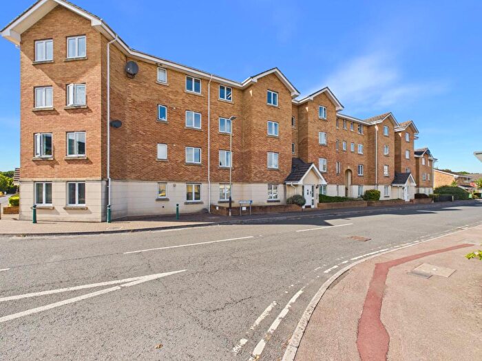 2 Bedroom Flat For Sale In Cassin Drive, Cheltenham, GL51