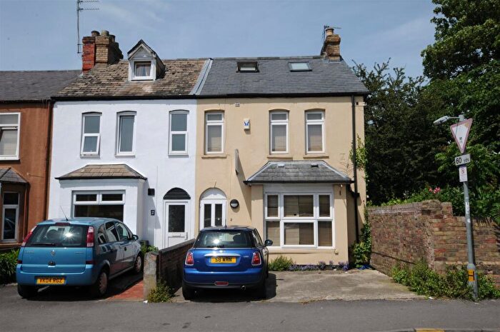 6 Bedroom House To Rent In Magdalen RoadOxford, OX4