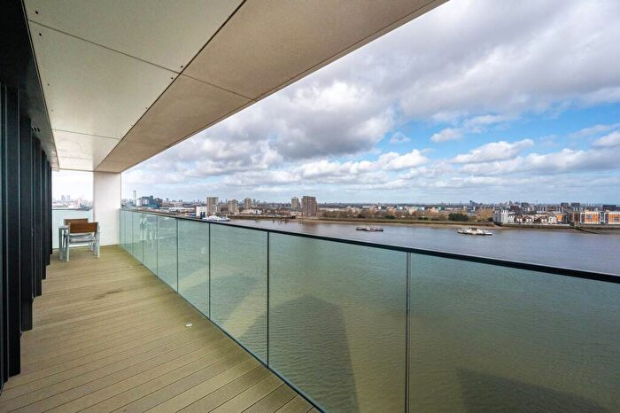 2 Bedroom Flat For Sale In Hampton Apartments, Woolwich Riverside, London, SE18
