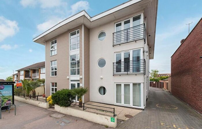2 Bedroom Flat To Rent In Highcliffe Court, Grange Road, Ramsgate, Kent, CT11