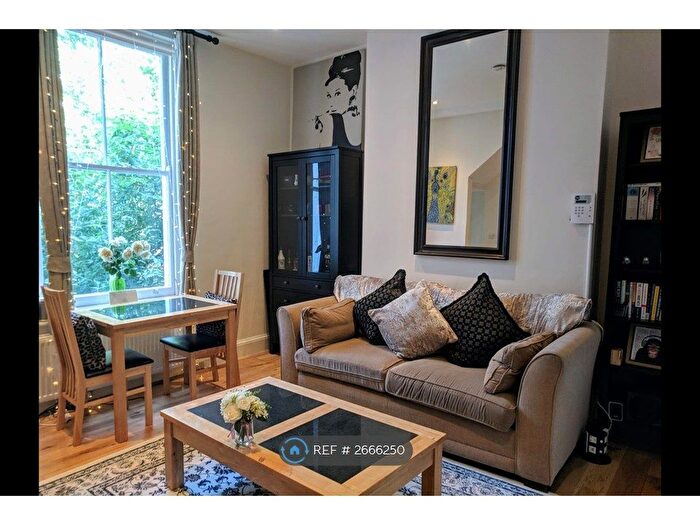 1 Bedroom Flat To Rent In Lanacaster Road, London, W11