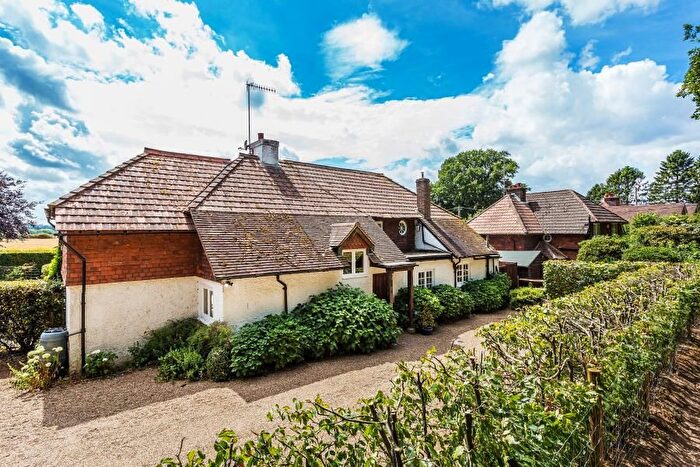 4 Bedroom Detached House To Rent In Parklands, Shere, GU5