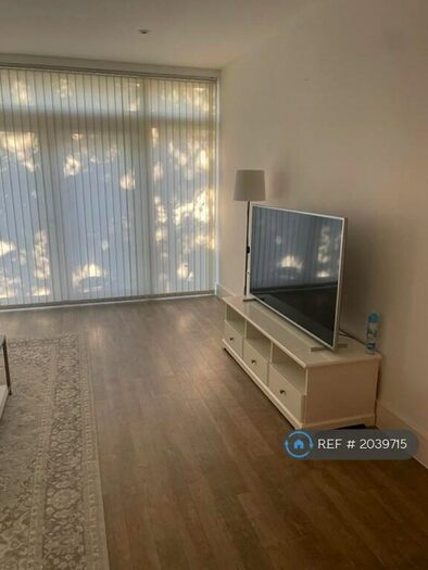 2 Bedroom Terraced House To Rent In Jacks Farm Way, London, E4