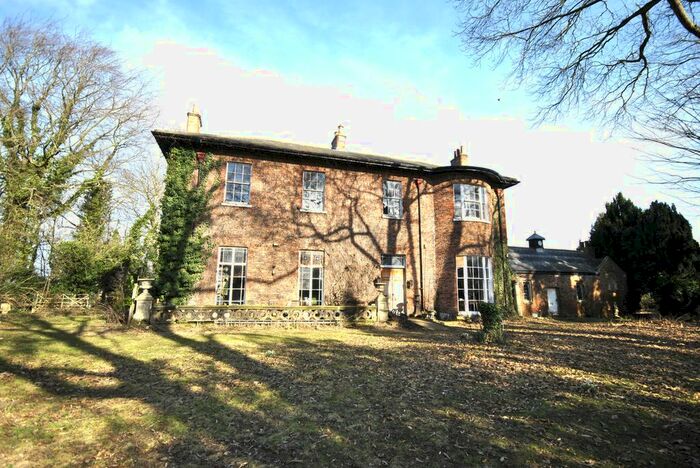 7 Bedroom Detached House For Sale In Tetley, Crowle, Scunthorpe, DN17