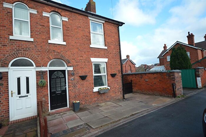 2 Bedroom Semi-Detached House To Rent In Bradwall Road, Sandbach, CW11