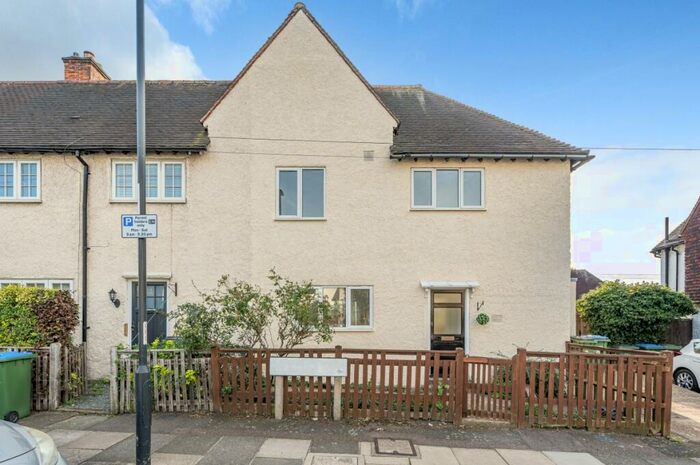 3 Bedroom End Of Terrace House To Rent In Prince Rupert Road London, SE9