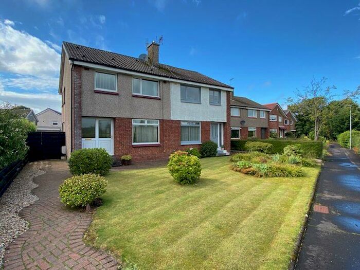 3 Bedroom Semi-Detached House For Sale In Crummock Gardens, Beith, KA15
