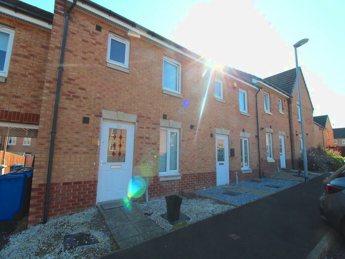 3 Bedroom Terraced House To Rent In Philips Wynd, Hamilton, South Lanarkshire, ML3