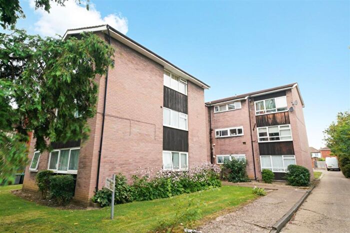 2 Bedroom Flat To Rent In Harrowdene Road, Wembley, HA0