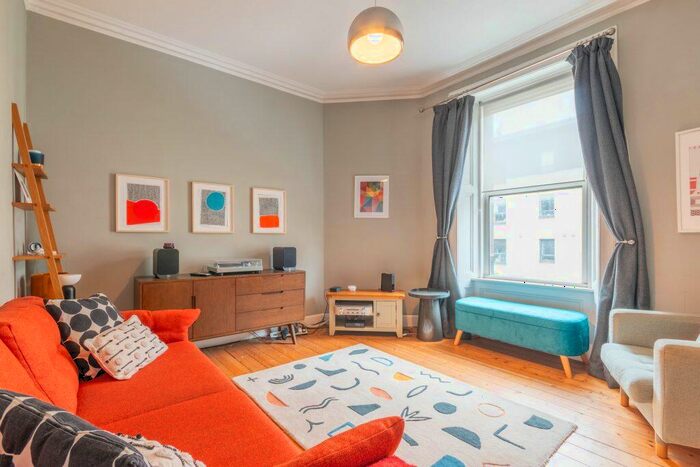 2 Bedroom Flat To Rent In L – Newhaven Road, Edinburgh, EH6