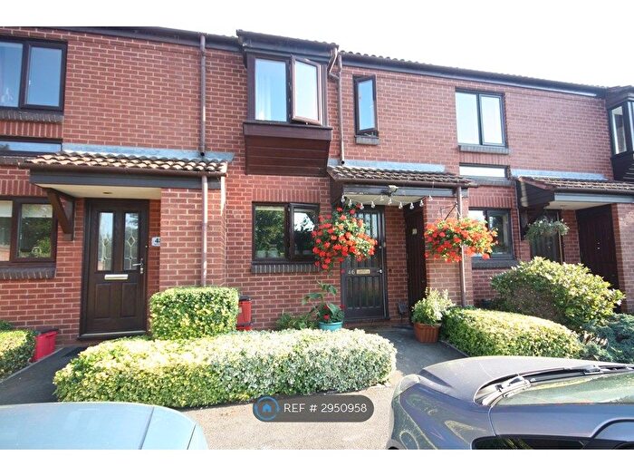 2 Bedroom Terraced House To Rent In Spring Pool, Warwick, CV34
