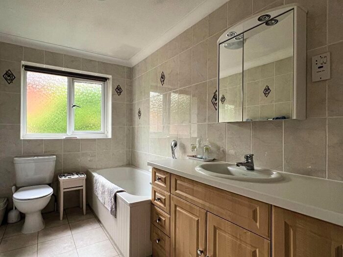4 Bedroom Detached House For Sale In Goring Road, Steyning, West Sussex, BN44