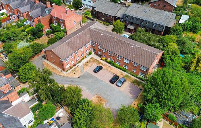 1 Bedroom Flat For Sale In Ronald Court, Clarendon Park, Leicester, LE2