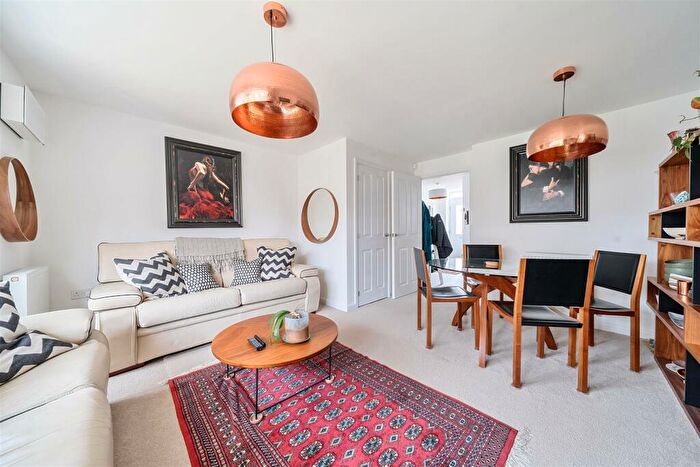 3 Bedroom Terraced House For Sale In Jermin Mews, Great Denham, MK40