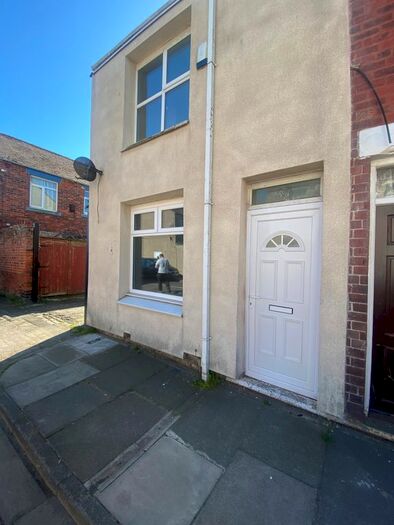 2 Bedroom Property To Rent In Charterhouse Street, Hartlepool, TS25