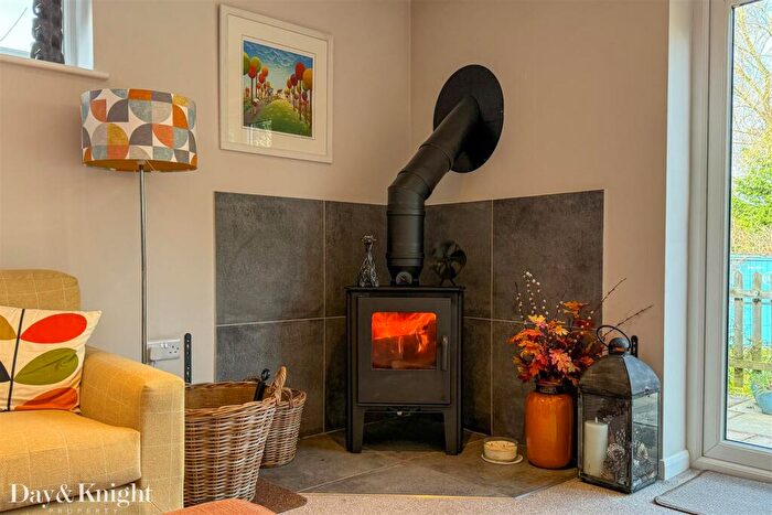 3 Bedroom Terraced House For Sale In Throckmorton Road, Bungay, NR35