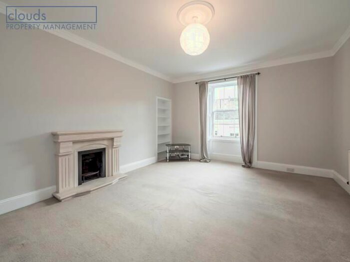 2 Bedroom Flat To Rent In St. Stephen Street, New Town, Edinburgh, EH3