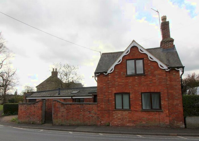 1 Bedroom Detached House To Rent In Church Way, Whittlebury, Towcester, Northamptonshire, NN12