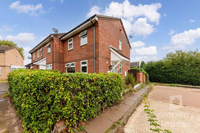 2 Bedroom End Of Terrace House For Sale In Arthurton Road, Spixworth, NR10