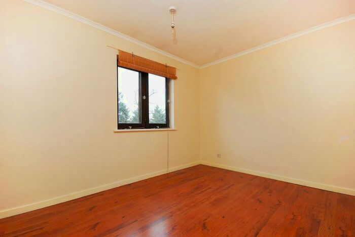 4 Bedroom Terraced House To Rent In Tithe Barn Close, Kingston, Kingston Upon Thames, KT2