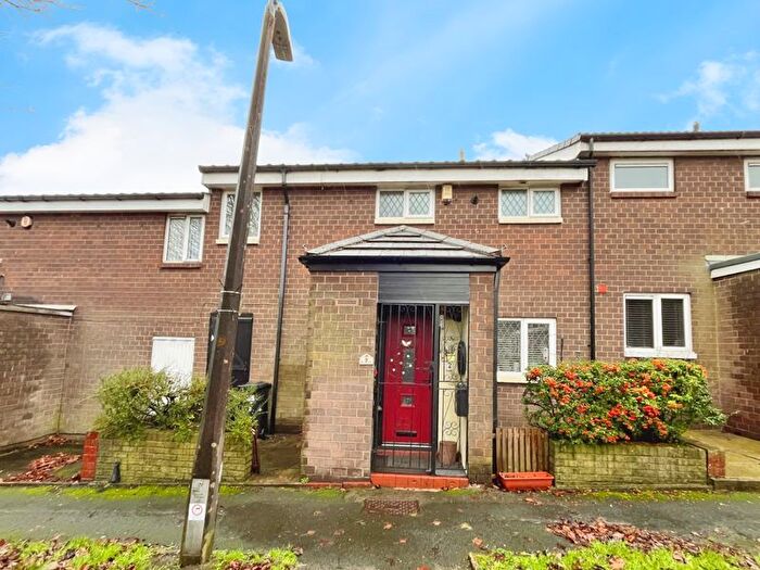 3 Bedroom Terraced House For Sale In Madeley Gardens, Halliwell, BL1