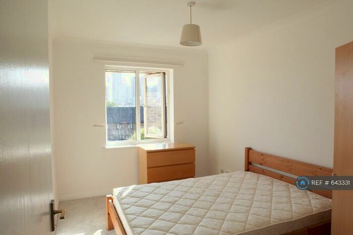 1 Bedroom Flat To Rent In Stratford, London, E15