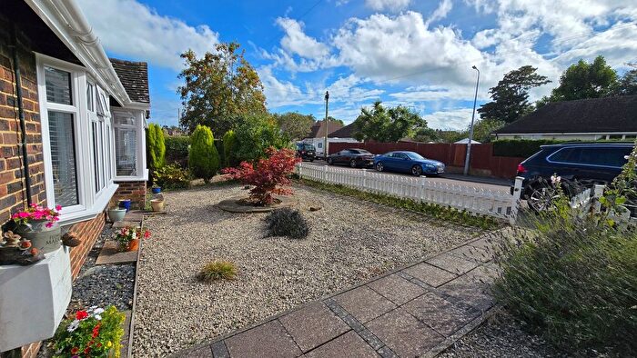 2 Bedroom Detached Bungalow For Sale In Hillcrest Avenue, Bexhill-On-Sea, TN39