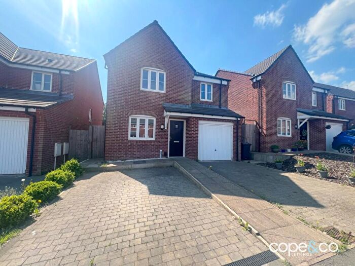 4 Bedroom Detached House To Rent In Mill Farm Drive, Tibshelf, Alfreton, Derbyshire, DE55