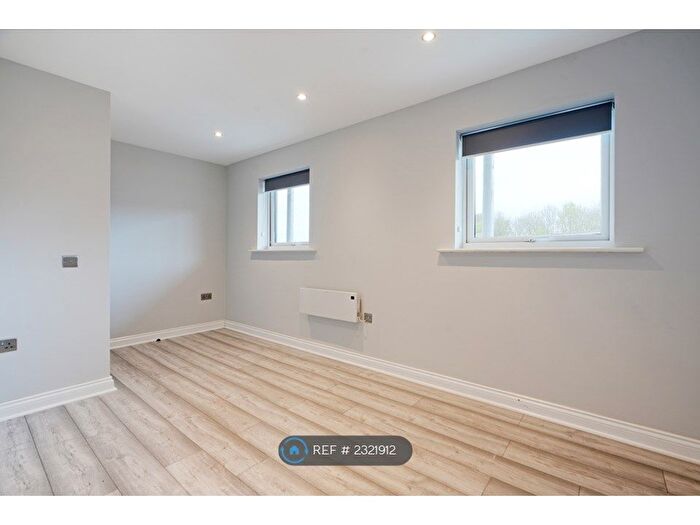 1 Bedroom Flat To Rent In Bamford Point, Sheffield, S6