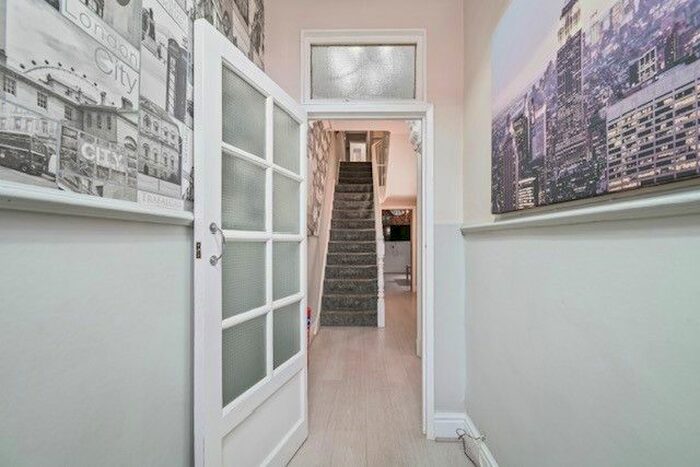 7 Bedroom Terraced House To Rent In Garstang Road, Preston, Lancashire, PR1