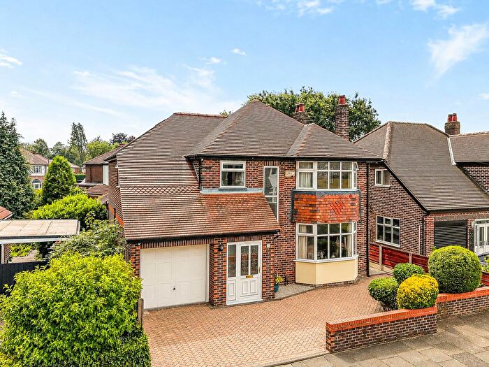 4 Bedroom Detached House For Sale In Selsey Avenue, Sale, M33