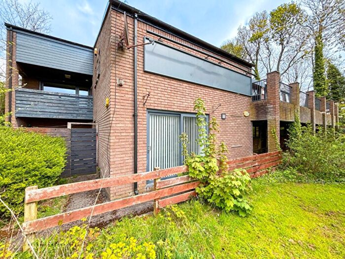 3 Bedroom Apartment To Rent In The Sandpiper, Easby Road, Biddick, Washington, NE38