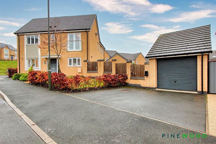 3 Bedroom Semi Detached House For Sale In Kenning Place, Clay Cross, Chesterfield, Derbyshire, S45