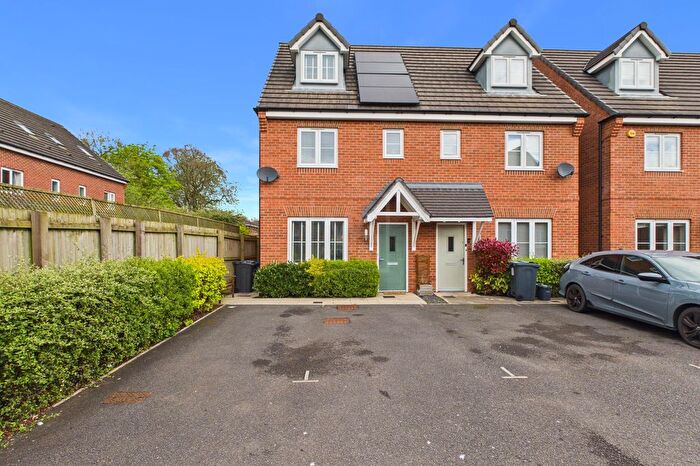 3 Bedroom Semi Detached House For Sale In Hydra Close, Westbrook, WA5