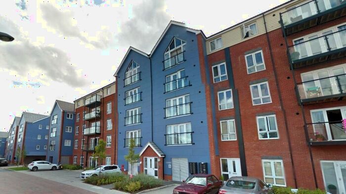 2 Bedroom Apartment To Rent In Chadwick Road, Slough, SL3
